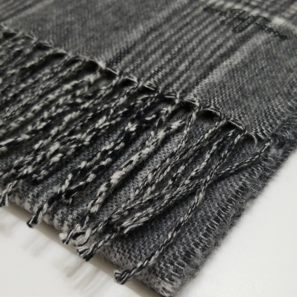 NWT Hickey Freeman Glen Plaid Cashmere Scarf - Picture 3 of 8